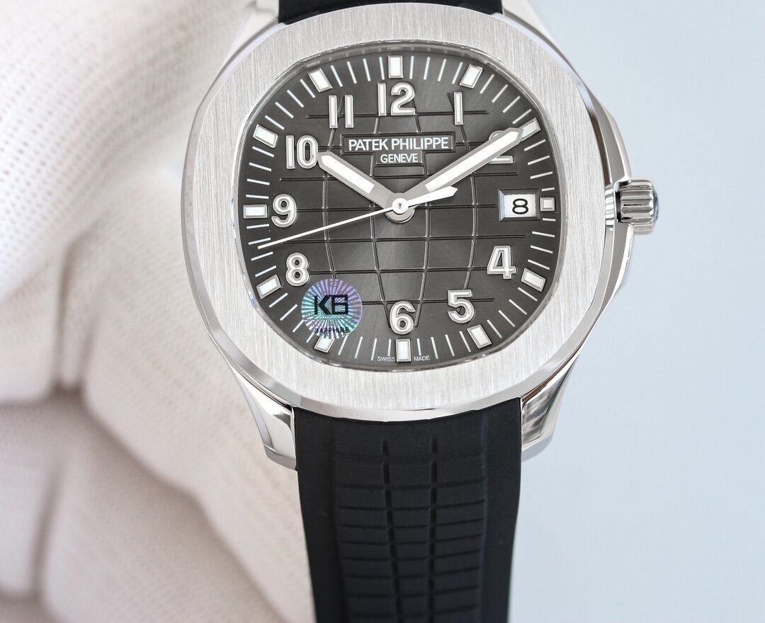 PATEK PHILIPPE AQUANAUT